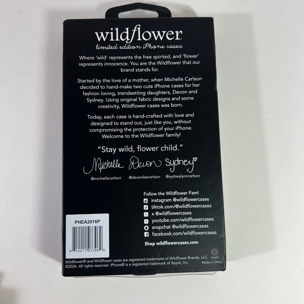 Wildflower iPhone 16 Pro Case Latte Love Pink NIP